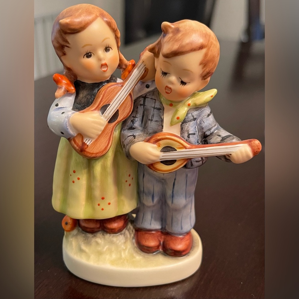 Hummel “Happy Days” Hausmusik #150 2/0 Goebel